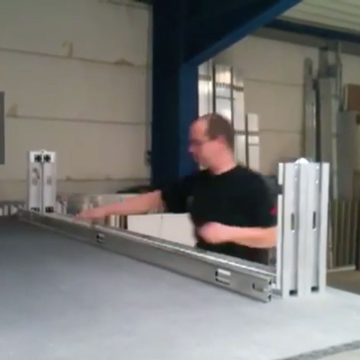 SpeedWall: Klapprahmen